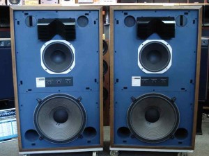 JBL 4343 Studio monitor